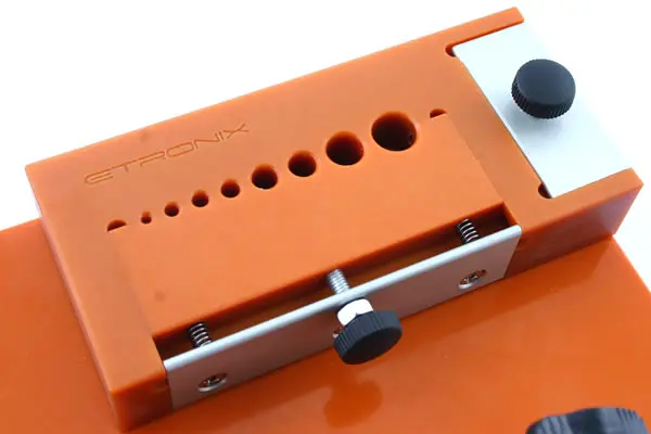 Etronix Connector Soldering Jig Board W/Helper and Storage Box – view 3