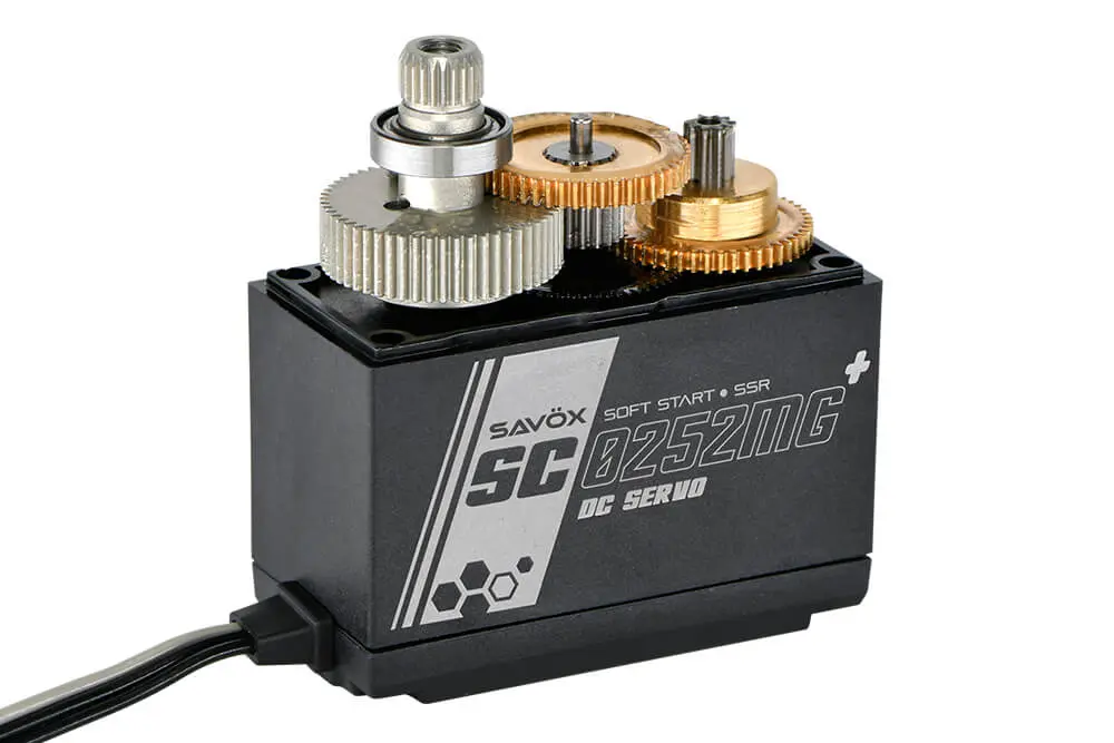 Savox STD Size Digital Servo Metal Gear 10.5kg@6v - Plus – view 3