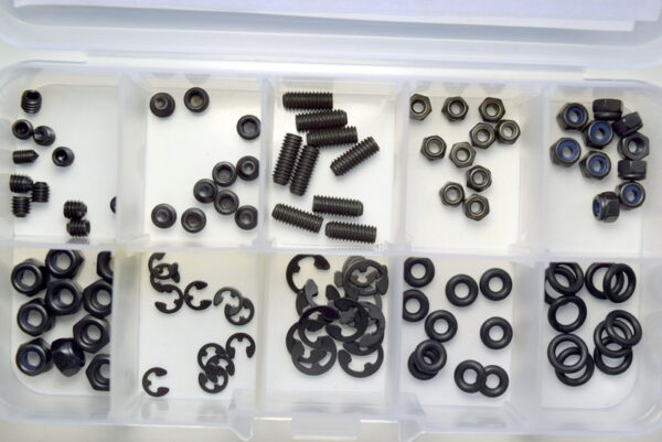 1:10 Screw set